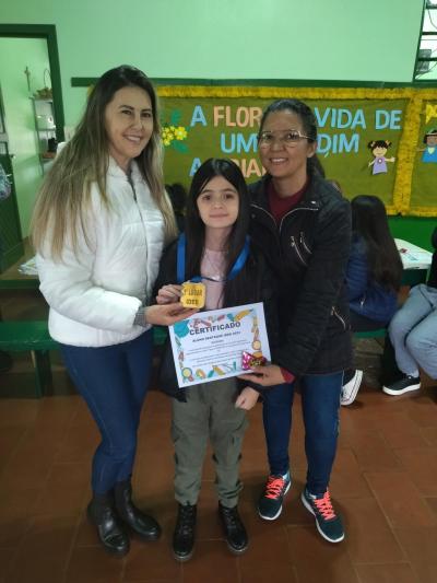 Escola Padre Gerson Galvino de Laranjeiras entrega Certificados e Medalhas aos Alunos Pelo 1º Lugar no IDEB 2024